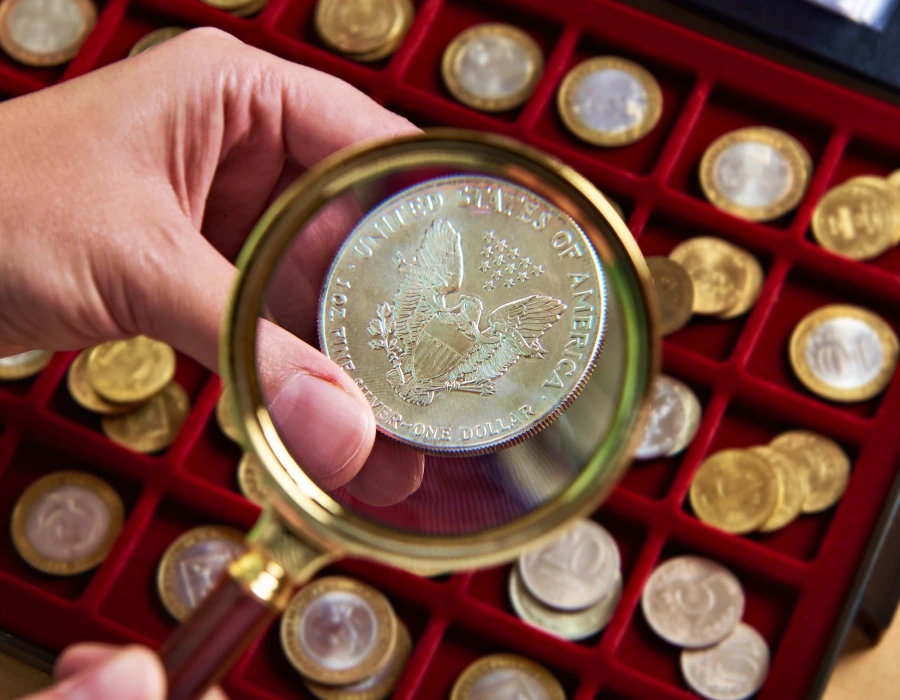 Appraisal of American silver coin